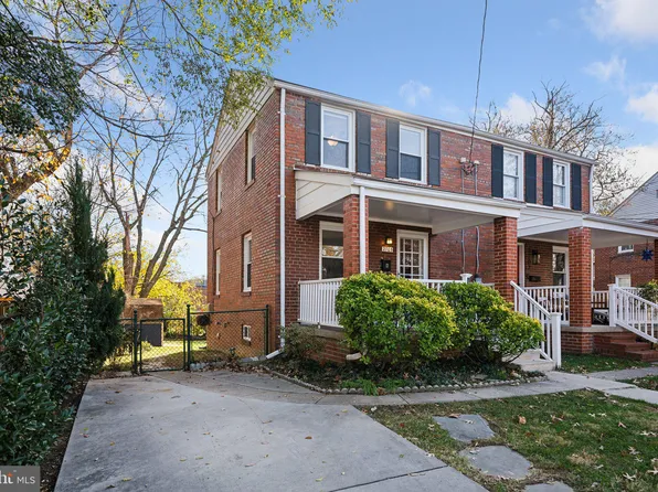 2705 Fairhaven Ave, Alexandria, VA 22303