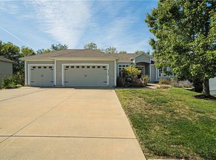 4908 SW Marguerite St, Blue Springs, MO 64015