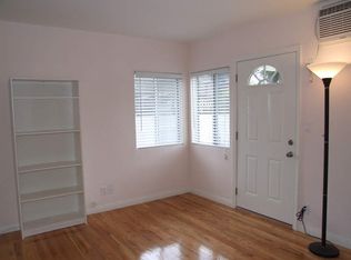 18918 Friar St, Reseda, CA 91335