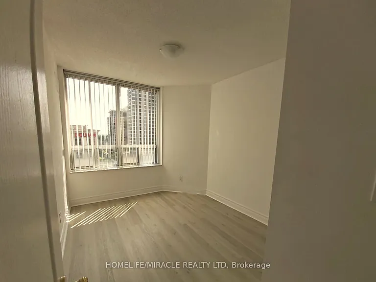 5418 Yonge St #1101 — Photo 22