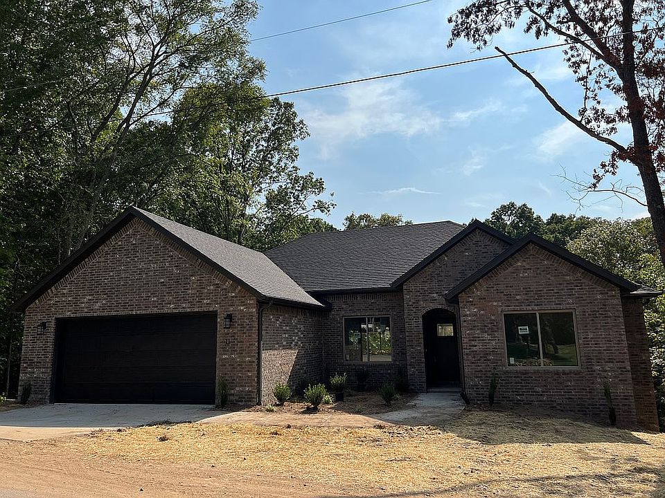 1st image of 11 Tarleton Cir