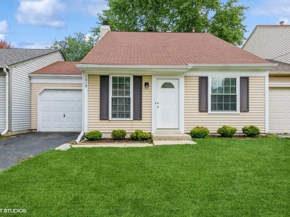 1010 Wesley Ln, Algonquin, IL 60102