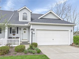 30941 Pepper Mill Ct #83B, North Olmsted, OH 44070