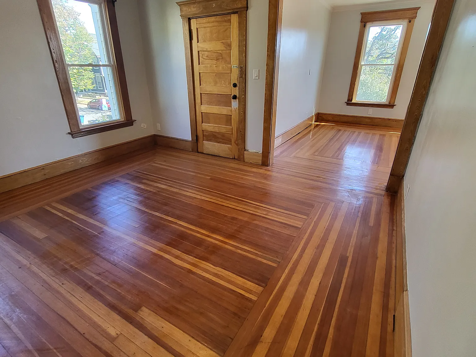3 bed, 1000 sqft, $1,800 — Photo 2