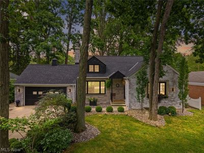 4781 W 211th St, Fairview Park, OH, 44126