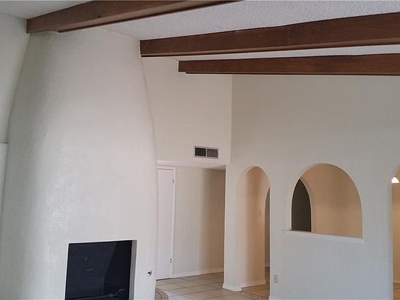 3rd image of 11244 Ivanhoe Dr