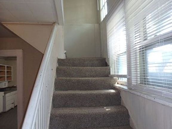 3rd image of 703 Hickman Ave APT C