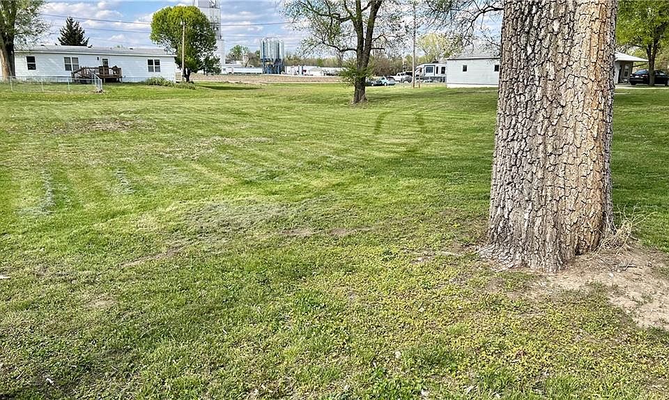 509 Oak St, Elwood, KS 66024 MLS 2431564 Zillow