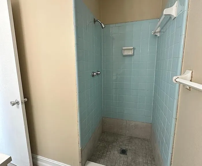 1830 Maravilla Ave #321 — Photo 18