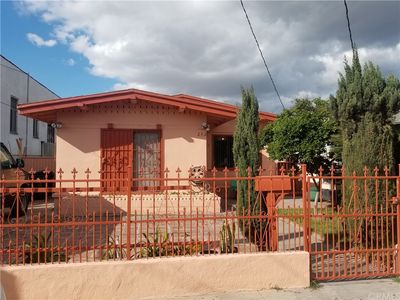 243 W 58th St, Los Angeles, CA, 90037