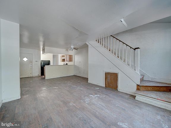 5th image of 28 Hanover Pl NW