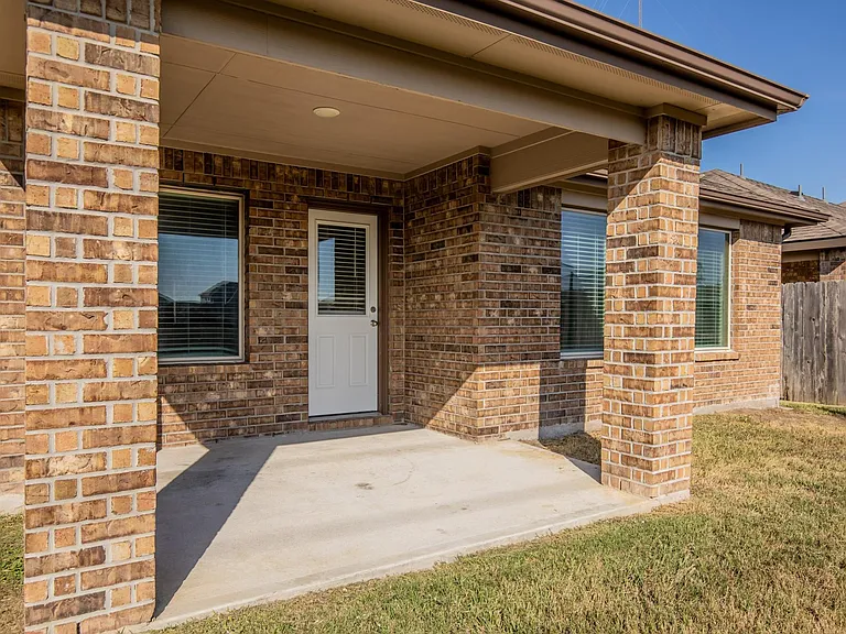 1407 Wheatland Terrance Ln — Photo 31