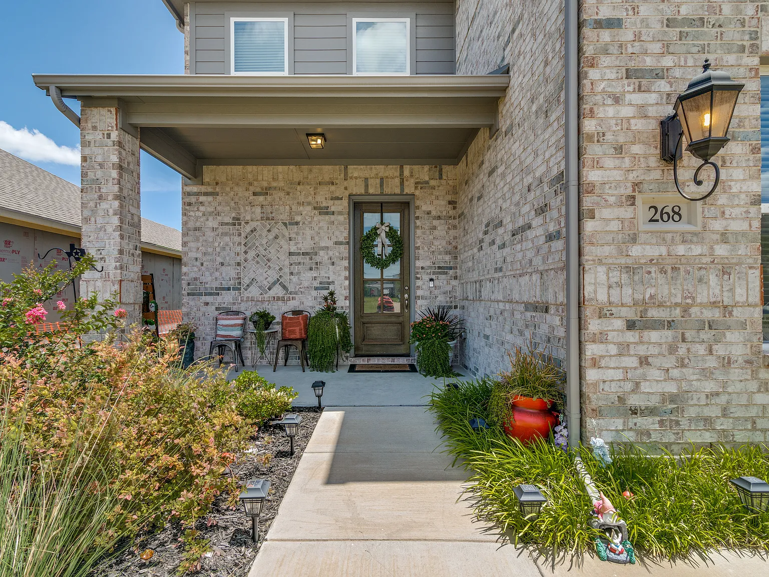 4 bed, 2826 sqft, $3,500 — Photo 3