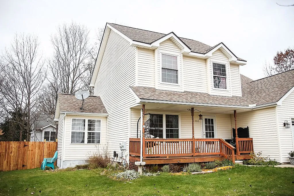 2483 Livingston Ave photo 1