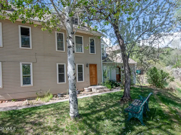 114 Red Hill Dr, Gypsum, CO 81637