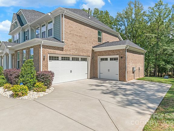 4th image of 337 Ethan Ln