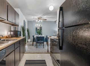 9 Candlelight Dr #1L03, Springfield, IL 62704