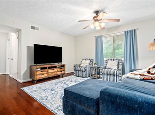 522 N Donahue Dr APT 7, Auburn, AL 36832