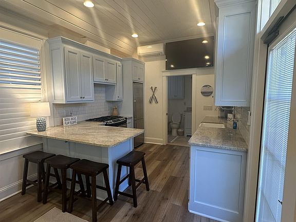 2nd image of 28888 Canal Rd #12A