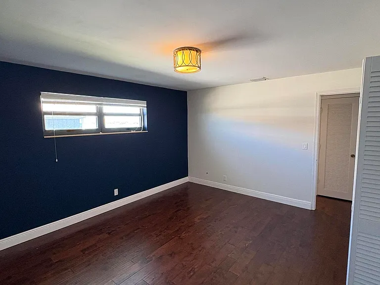 360 Wilma Cir #5 — Photo 14
