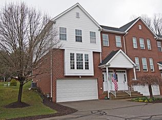 801 Lakeview Ct, Mars, PA 16046