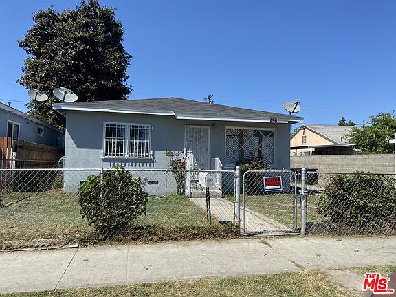 3rd image of 1561 E 106th St #1563