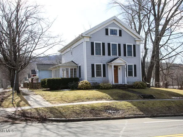 872 Main St, Dalton, MA 01226