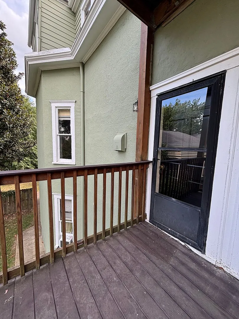 1406 S. 1st Street — Photo 3