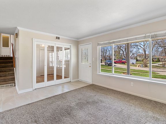 5th image of 33112 Lynx St