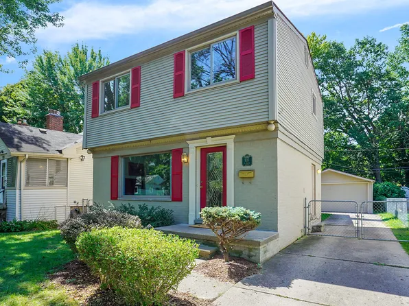 935 N Maple Ave, Royal Oak, MI 48067