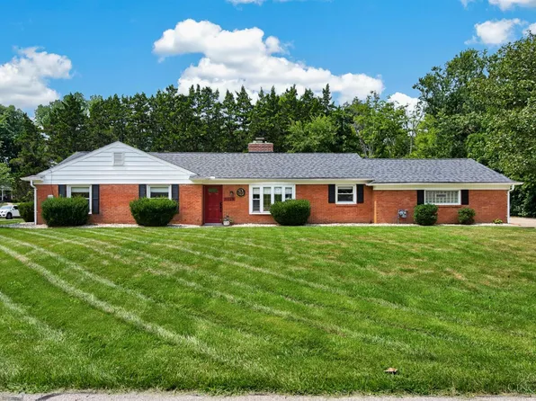1028 Newcastle Dr, Cincinnati, OH 45231