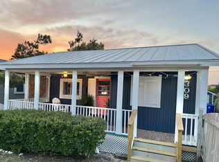 309 S Shore Dr, Surf City, NC 28445
