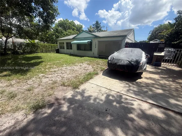 1464 SW 28th Way, Fort Lauderdale, FL 33312