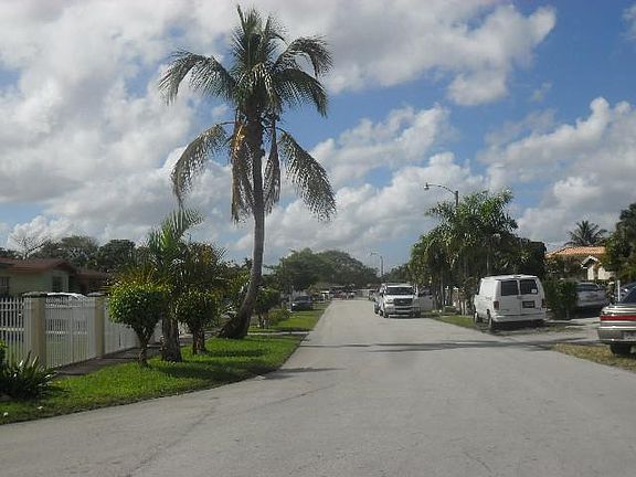 5th image of 4881 NW 192nd St
