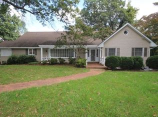 3710 Bosworth Dr SW, Roanoke, VA 24014