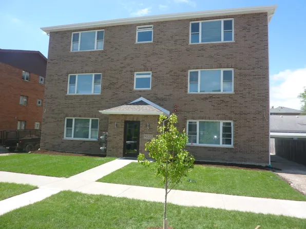 9522 S 53rd Ave, Oak Lawn, IL