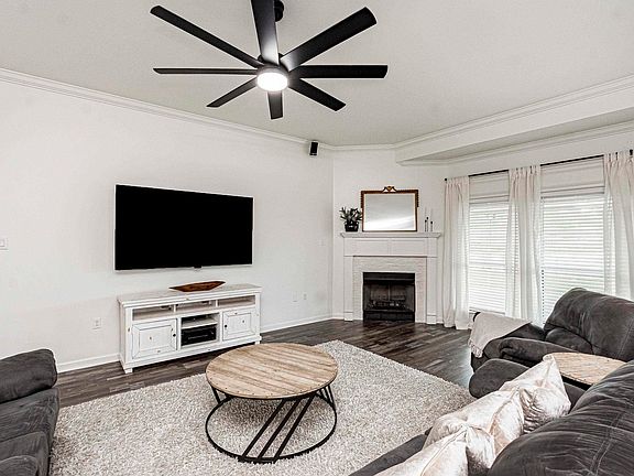 5th image of 43059 Cypress Bend Dr