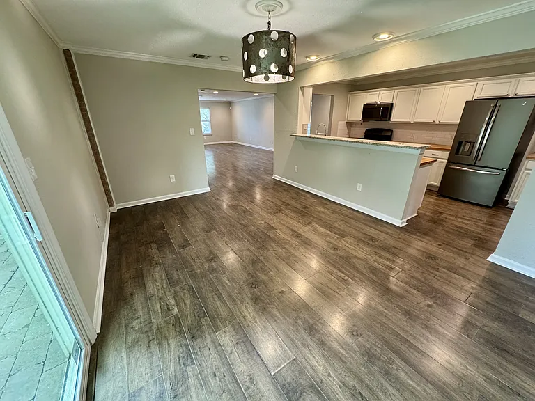 1723 Corita St — Photo 11