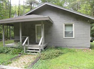 1702 Clay Lick Rd, Nashville, IN 47448