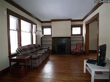2nd image of 2620 E 128th St