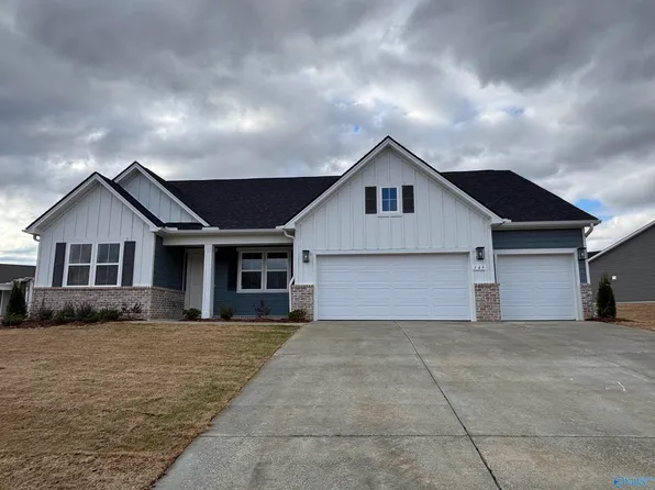 149 Jude Ln, Hazel Green, AL 35750