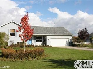 9253 Buchanan St, Allendale, MI 49401