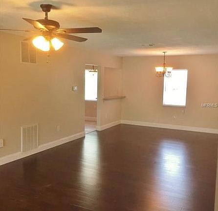 4th image of 1303 Clubside Dr