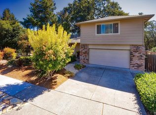 1632 Cunningham Way, Santa Rosa, CA 95403