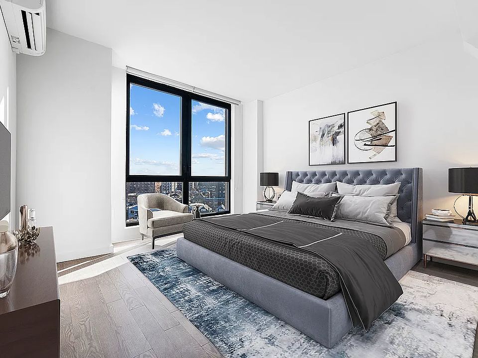 1st image of 91-09 Roosevelt Ave #505