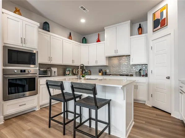 6207 SW Prism Path St, Bentonville, AR 72713