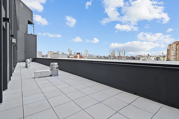 Rented by CW Realty Property Management LLC | media 7