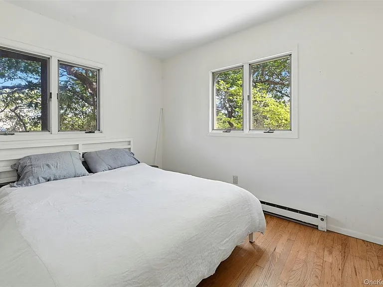 65 Lake Dr — Photo 9