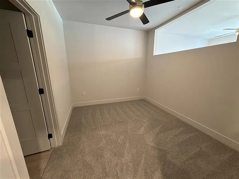 District on the Etowah Apartments — Photo 256