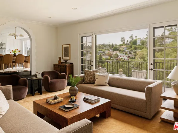 2293 Bronson Hill Dr, Los Angeles, CA 90068